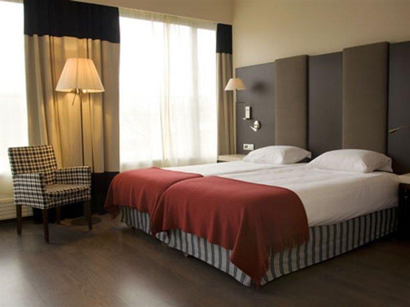 Nh Brussels Louise Hotel Saint-Gilles Стая снимка